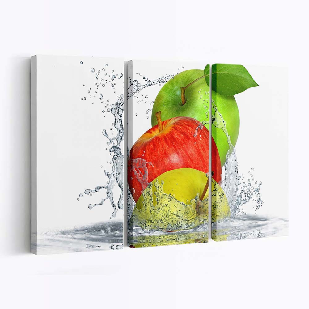 Apples Splashing Water Wallpaper